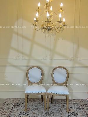 Ghế Louis không tay lưng đóng đinh viền